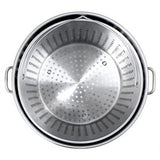 162 Quart Stockpot with Lid and Perforated Basket - Interior View