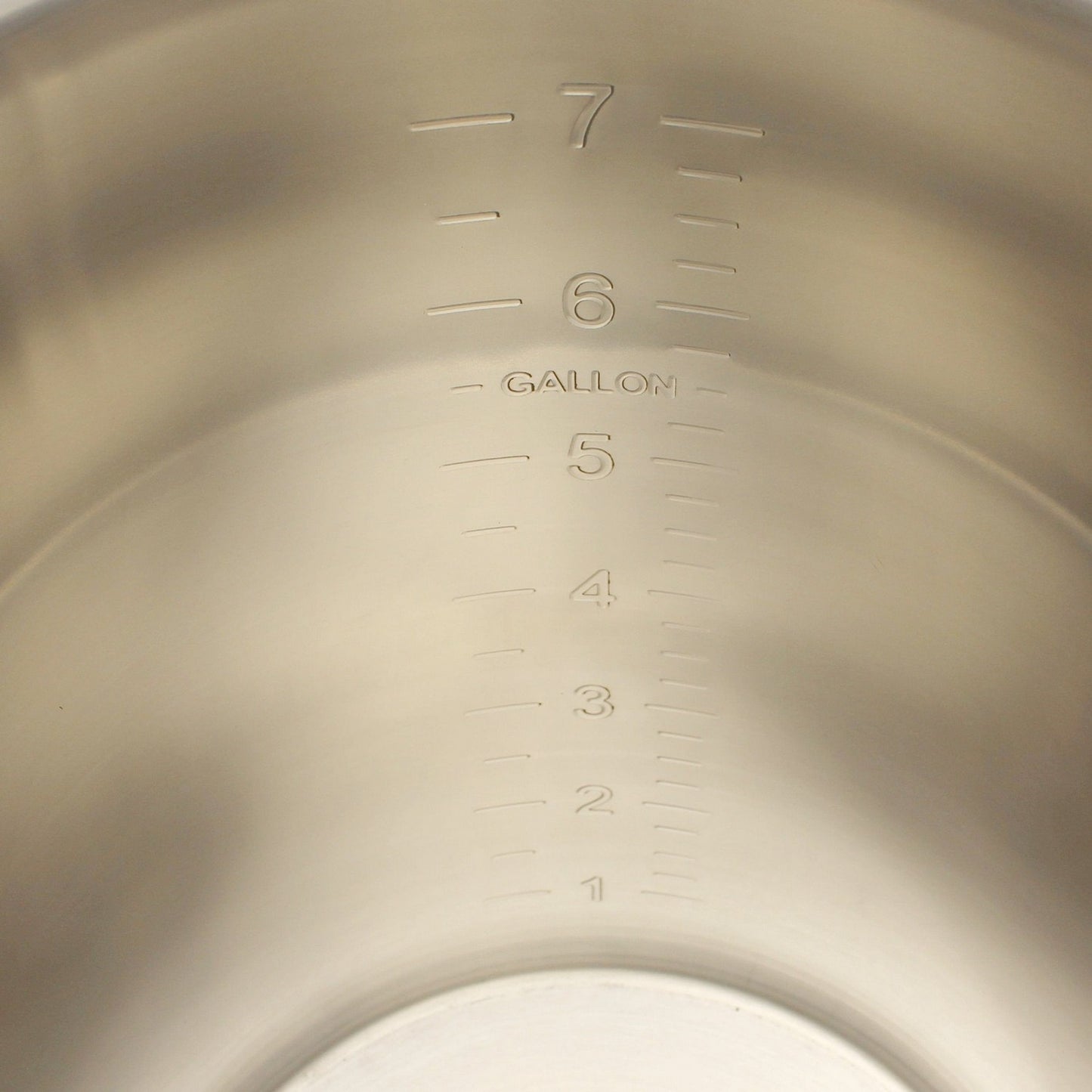 7.5 Gallon Stainless Steel Graduated Brew Pot - Tri-Clad Induction Ready - Canadian Homebrewing Supplier - Free Shipping - Canuck Homebrew Supply