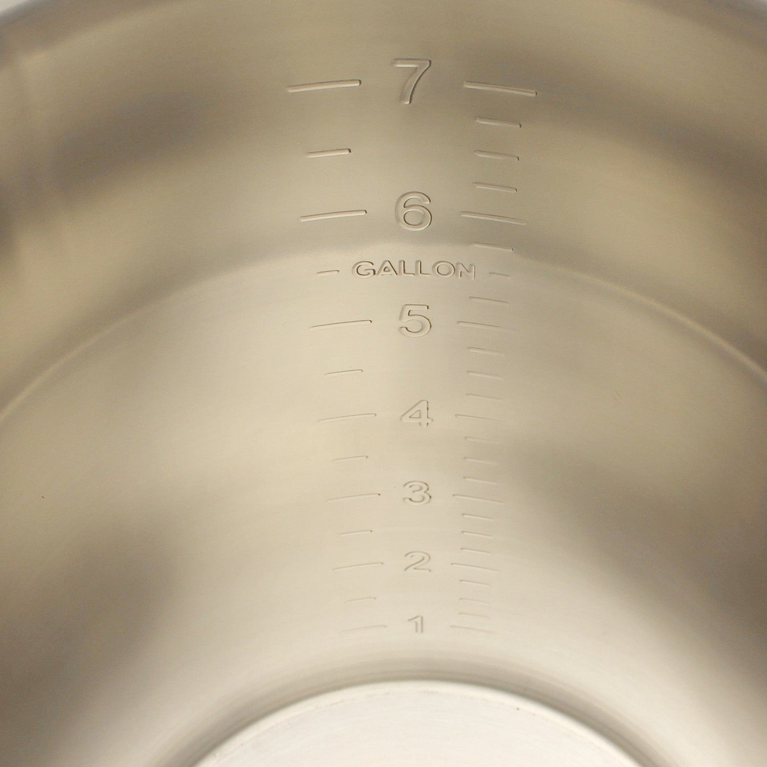8 Gallon Stainless Steel Graduated Brew Pot - Canadian Homebrewing Supplier - Free Shipping - Canuck Homebrew Supply