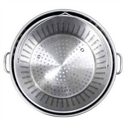 162 Quart Stockpot with Lid and Perforated Basket - Interior View